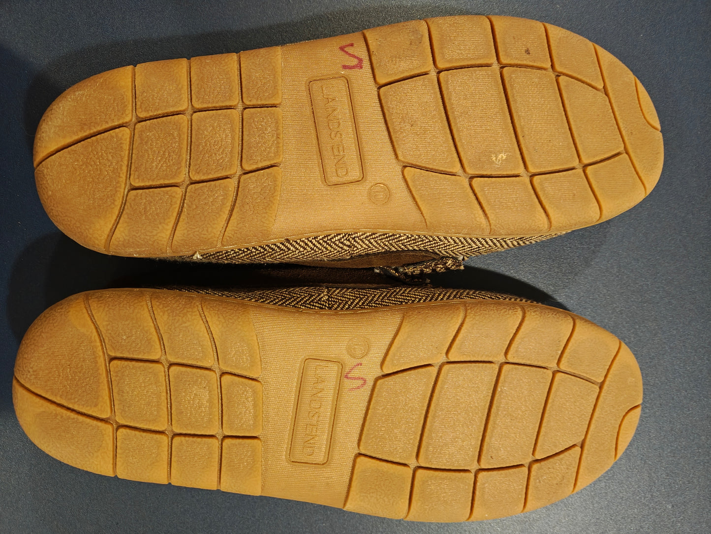 Lands' End Men's Fuzzy Lined Suede Moccasin Slippers - Size 10