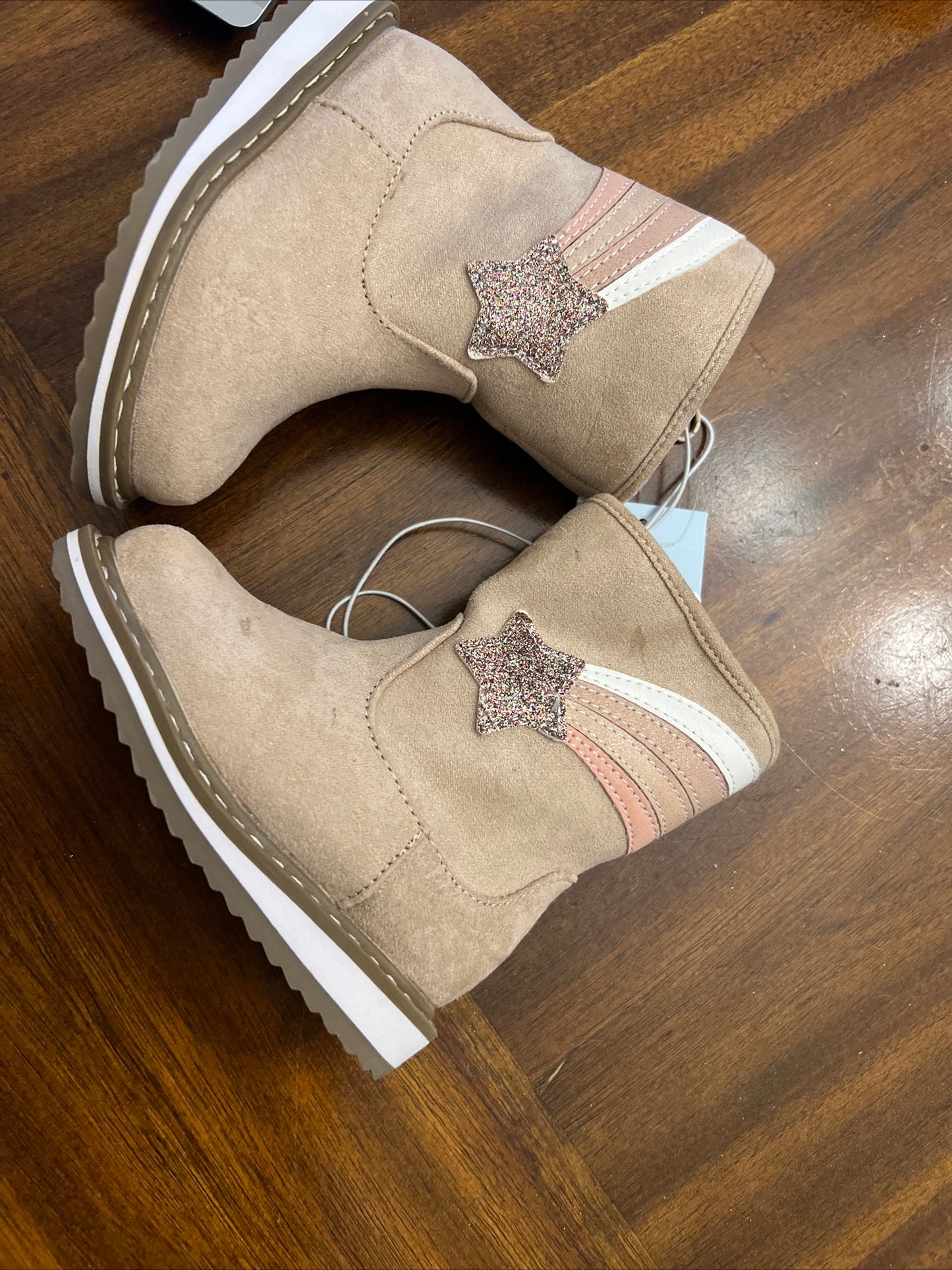 Toddlers Girls Isla Boots with Star and Fur