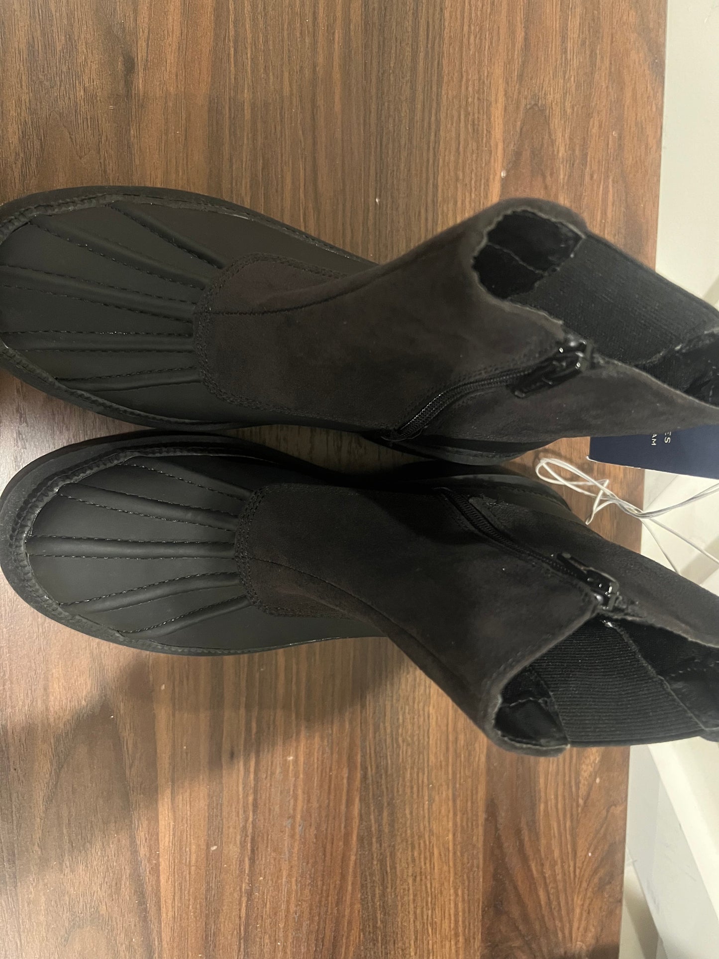 Women's Black Ella Chelsea Memory Foam Duck Boots