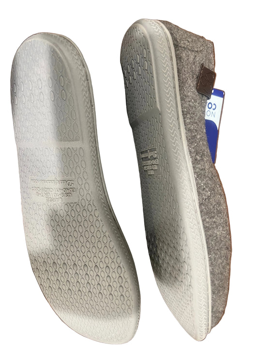 Dluxe By Dearfoams Women's Memory Foam Casual Loafer Slip-On Flat Gray - L (9-10)