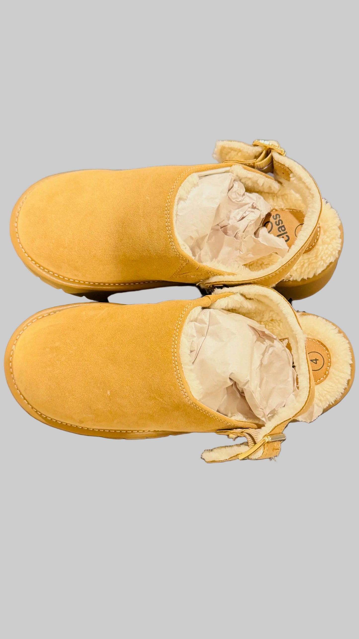 Art Class Girls' Tan Paisley Cozy Clogs - Size 4