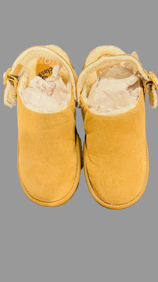 Art Class Girls' Tan Paisley Cozy Clogs - Size 4