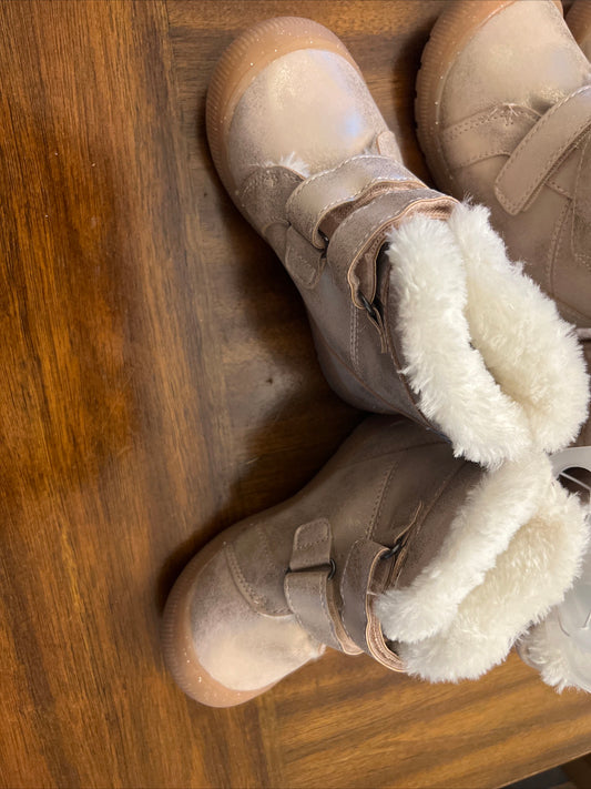 Toddler Girl’s ELI Winter Fur Shearling Lined Treaded Boots- Pink