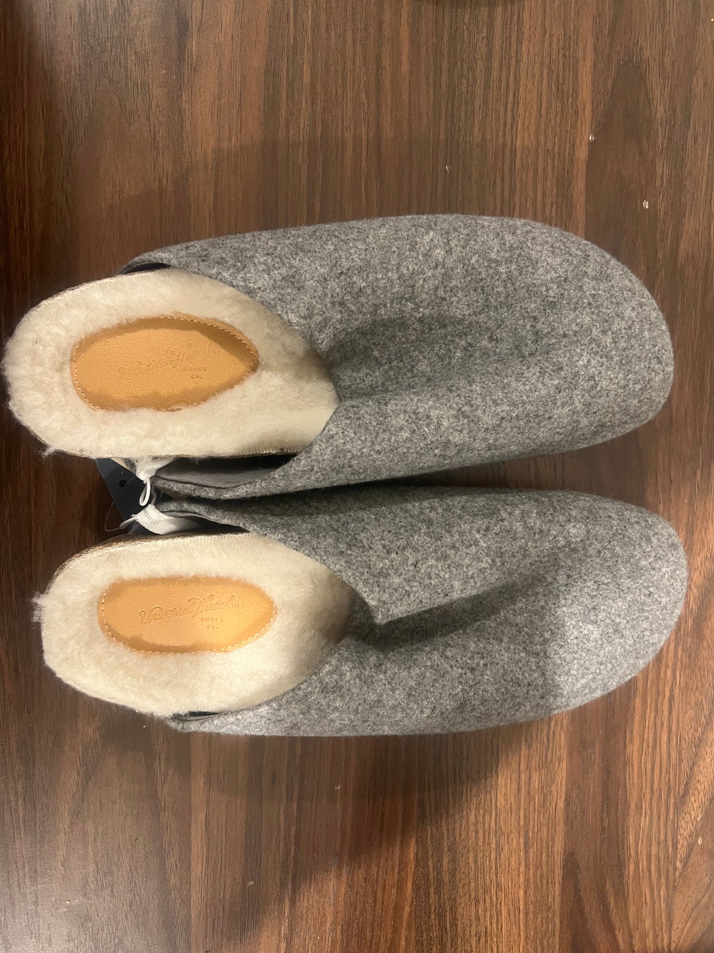 Universal Thread Women's Bev Flats w/Fur Mules Slip On Gray Slippers