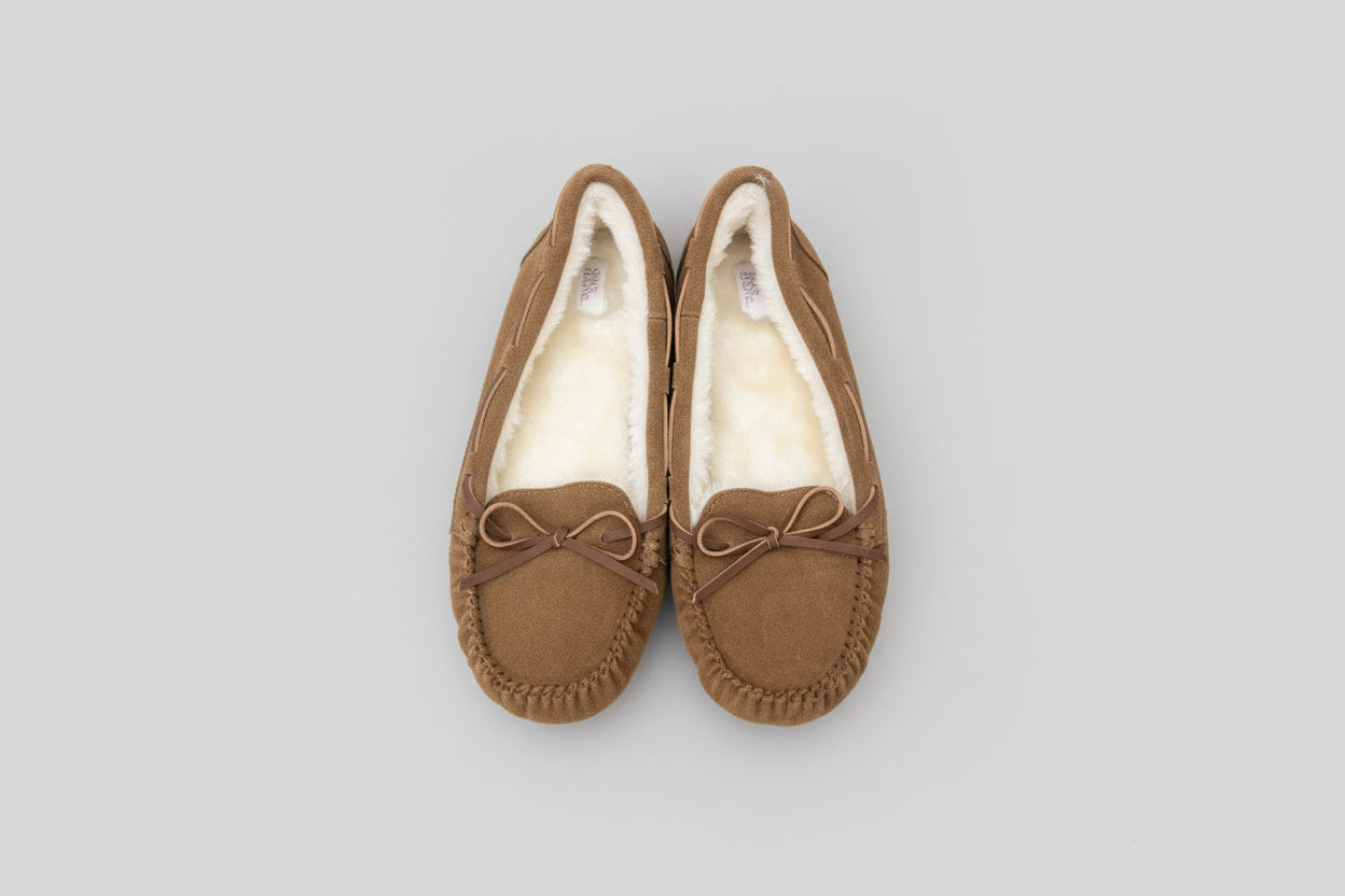 Stars Above Women's Size 10 Brown Leather Faux Fur Lined Moccasin Slippers