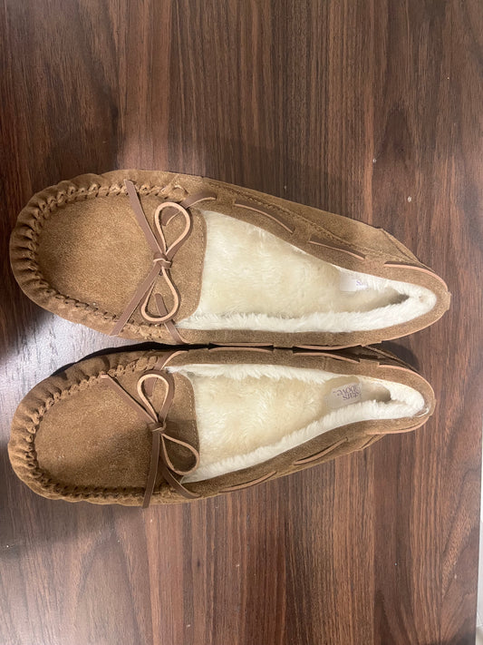 Stars Above Women's Size 10 Brown Leather Faux Fur Lined Moccasin Slippers