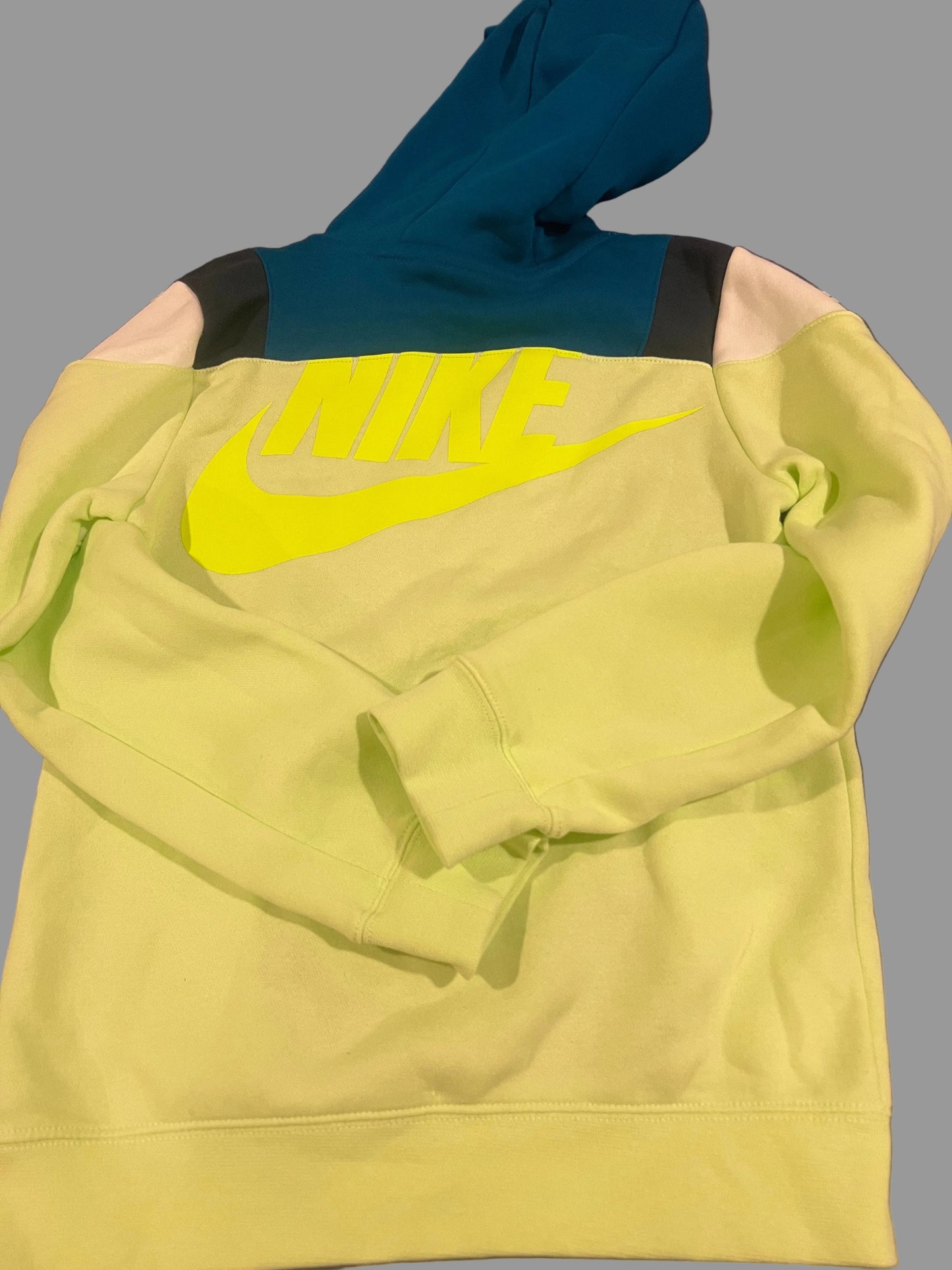 Nike Big Boys Hoodie Sportswear Pullover Hoodie Size Small Neon Green Yellow Blue