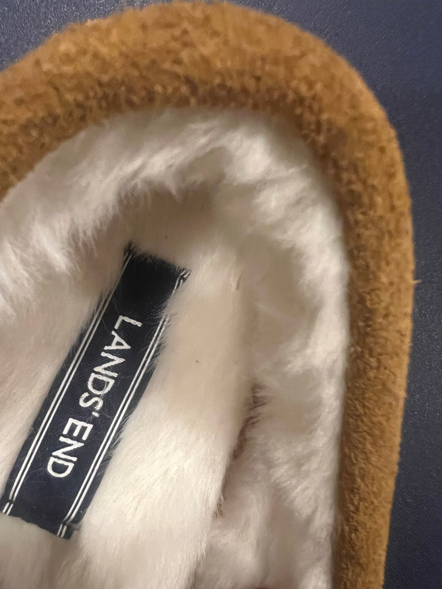 Lands' End Women's Suede Moccasin Slippers English Tan Fur Interior