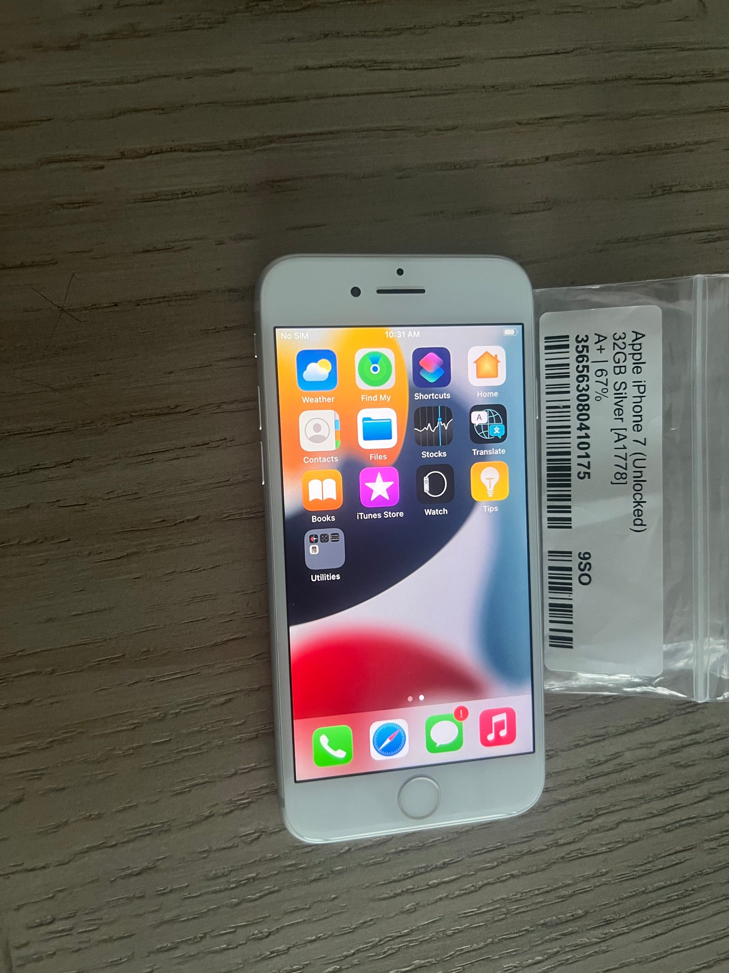 Apple iPhone 7 32GB Silver Unlocked Grade A+- Excellent Condition Handset only