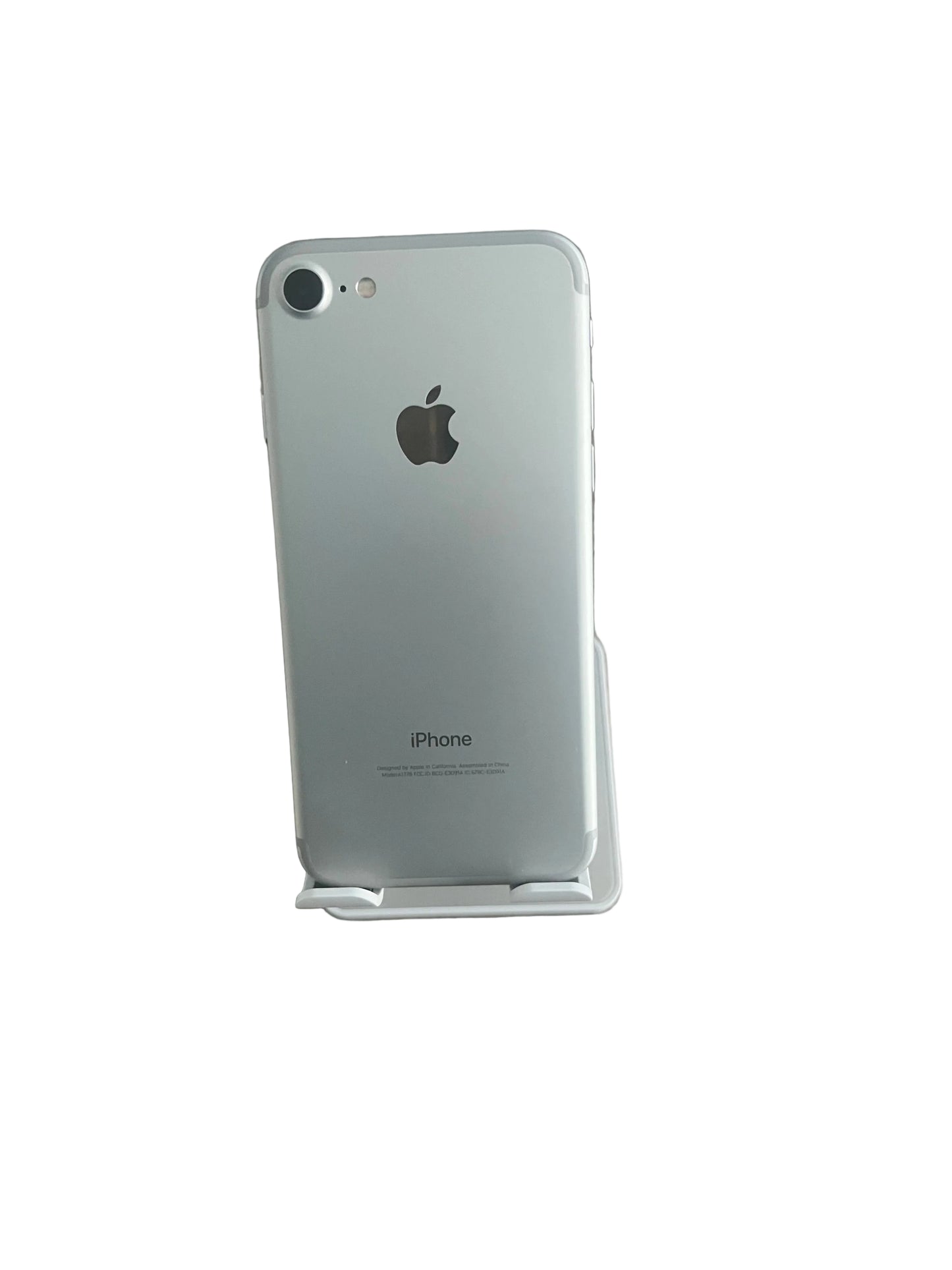 Apple iPhone 7 32GB Silver Unlocked Grade A+- Excellent Condition Handset only