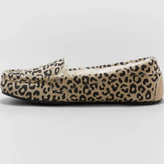 Stars Above Gemma Moccasin Slippers Women’s Suede Leather Indoor/Outdoor - Size 6