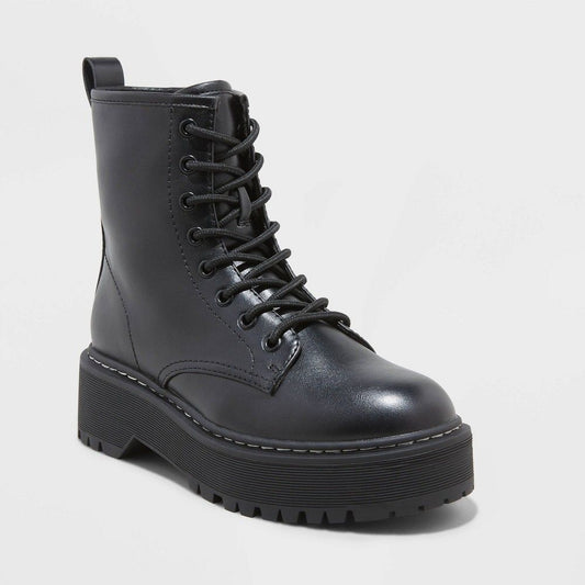 Universal Thread Women's  Erin Lace-Up Boots - Size 6