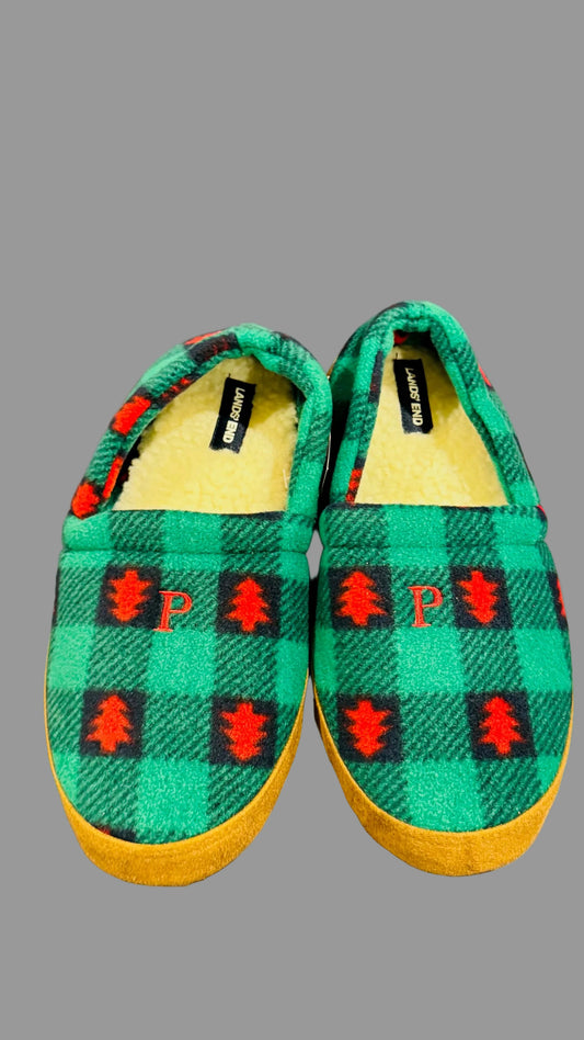 Lands' End kids Fleece Scuff Slipper Tree Check with letter P - Size 6