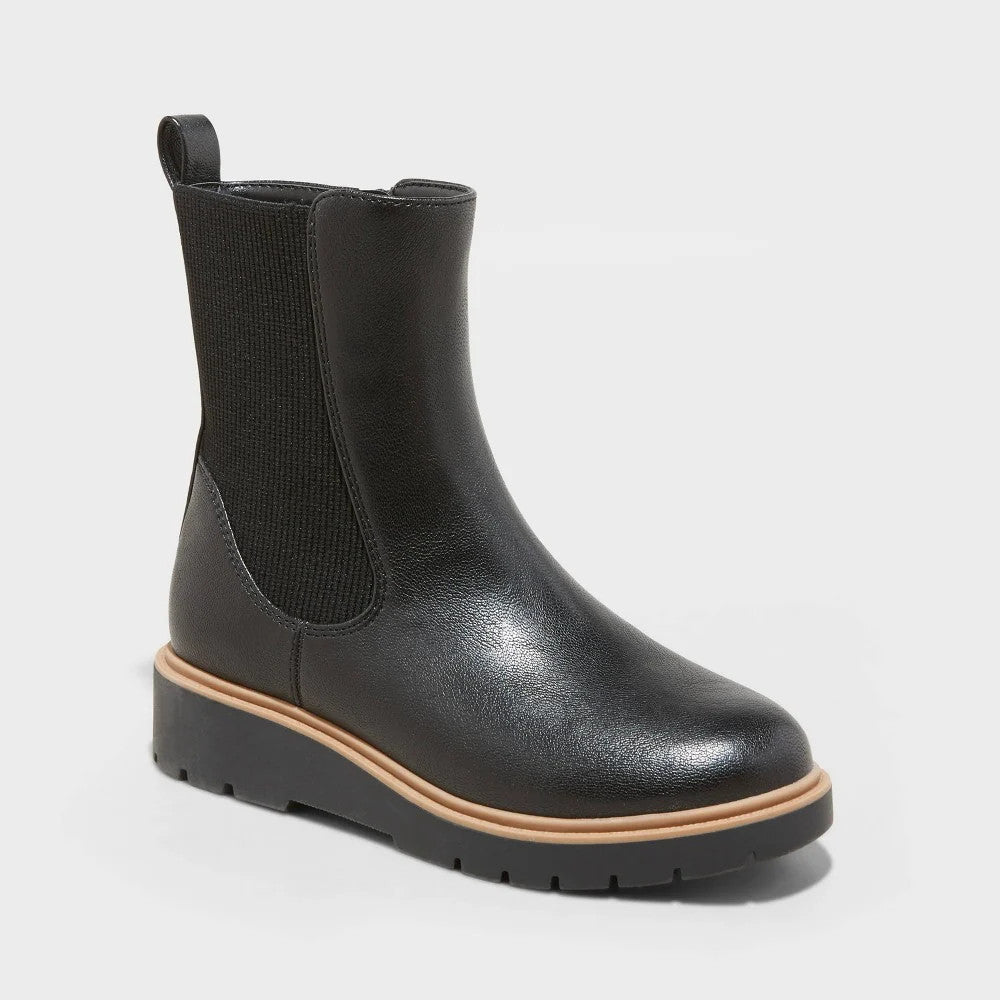 Art Class Girls' Laurel Chelsea Boots Black - Size 2