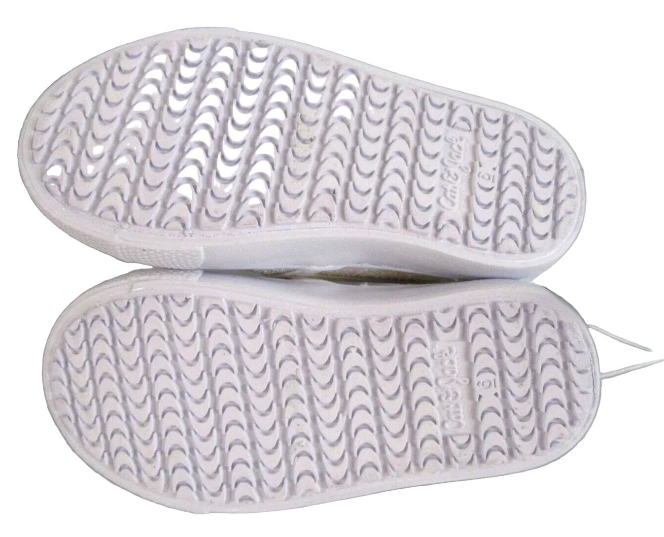 Toddler Yana Slip-on Glitter Sneakers White - Cat & Jack - Size 6